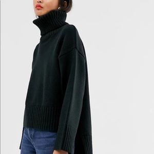 Cool High Neck Sweater